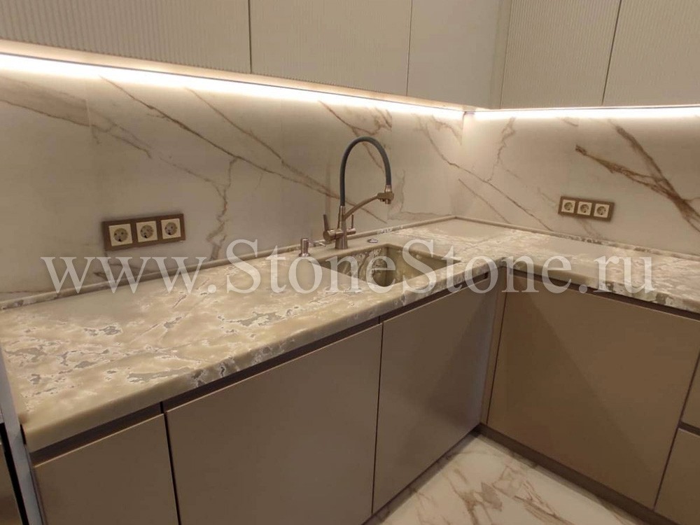 ���������� �� ������ Smartquartz Carrara White